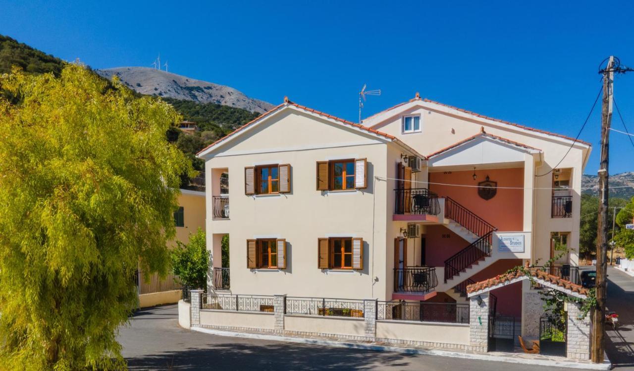 Alexatos Studios&Apartments Agia Efimia Exterior foto