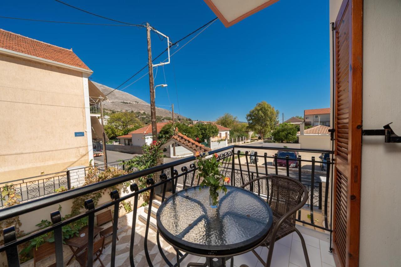 Alexatos Studios&Apartments Agia Efimia Exterior foto